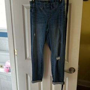 Judy Blue boyfriend pull in distressed denim